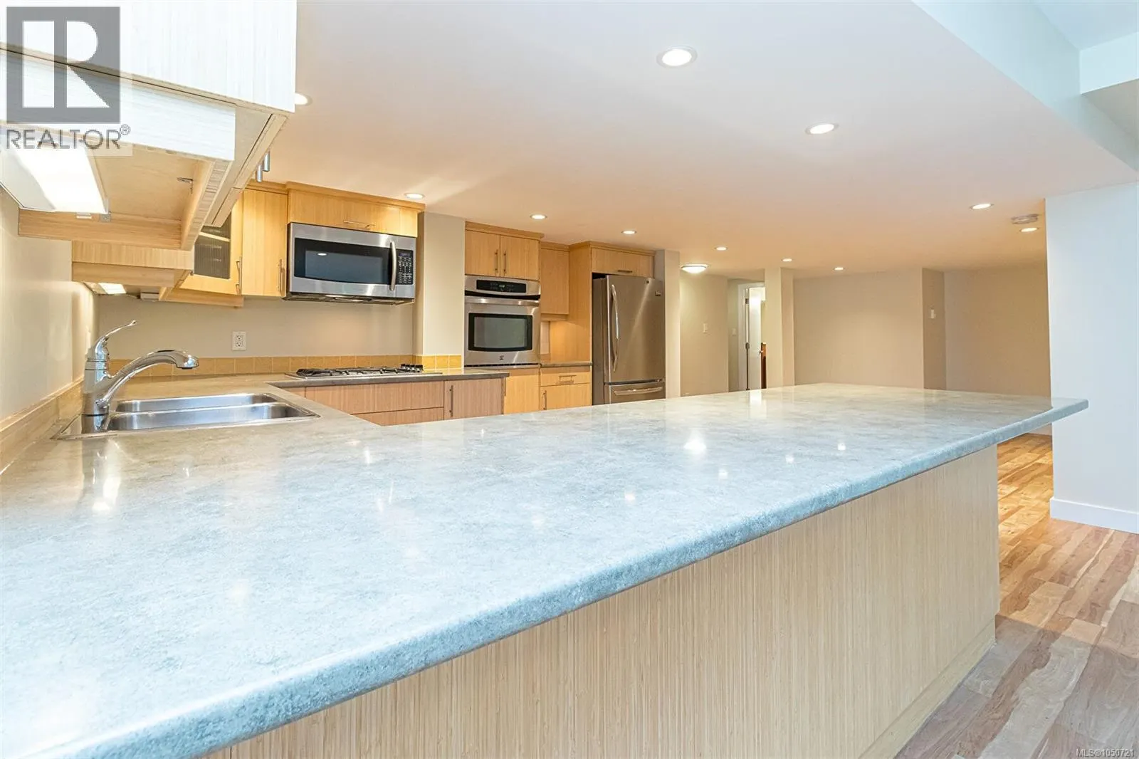 1 Briar Pl