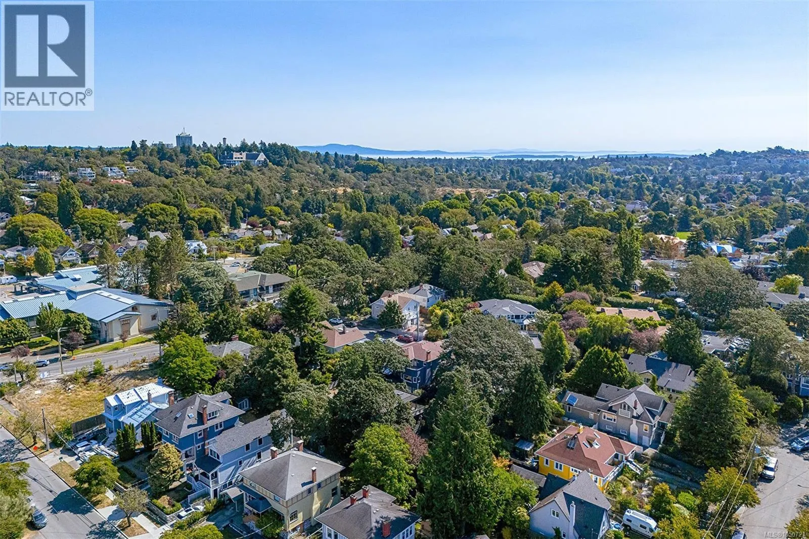 1 Briar Pl