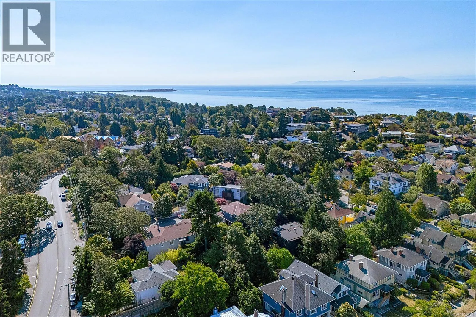1 Briar Pl