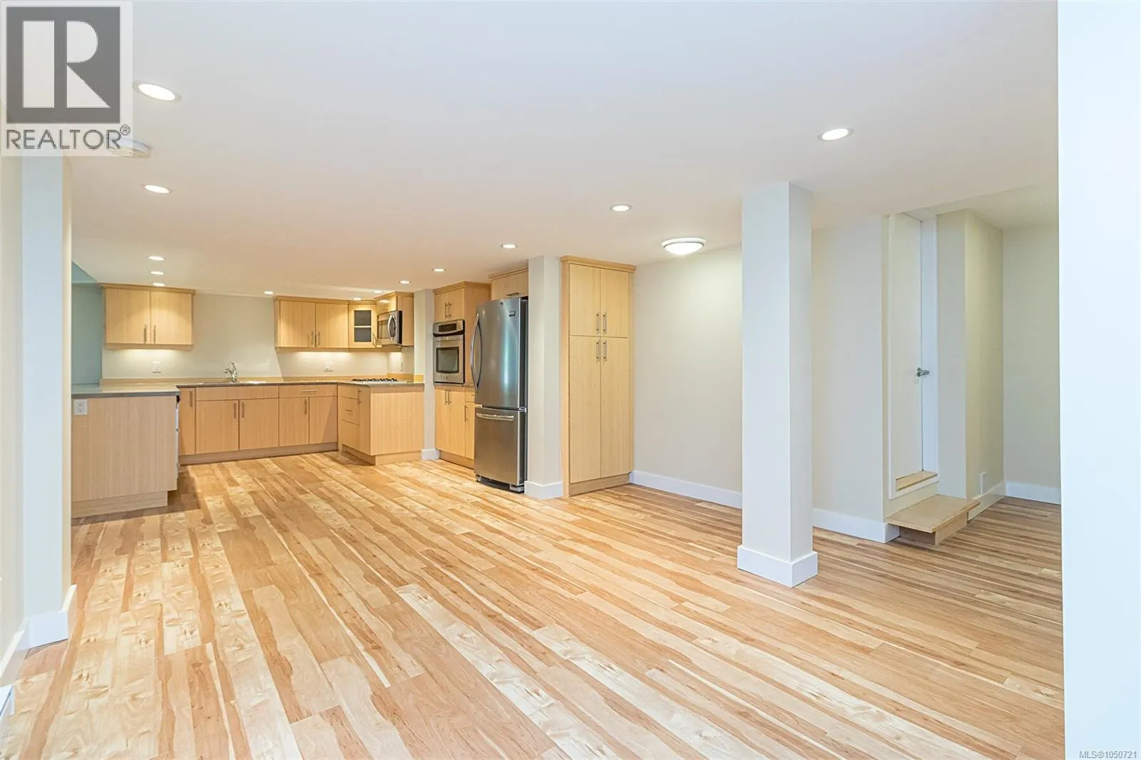 1 Briar Pl