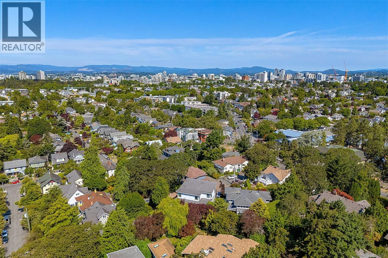 1 Briar Pl