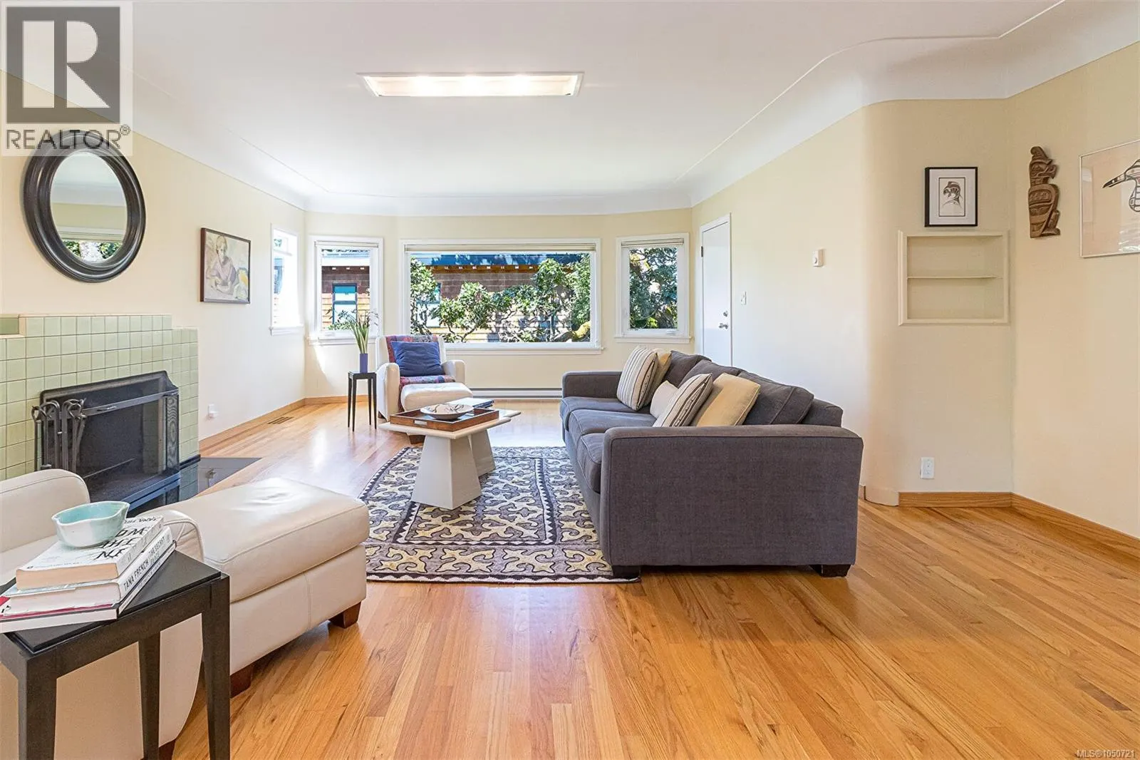 1 Briar Pl