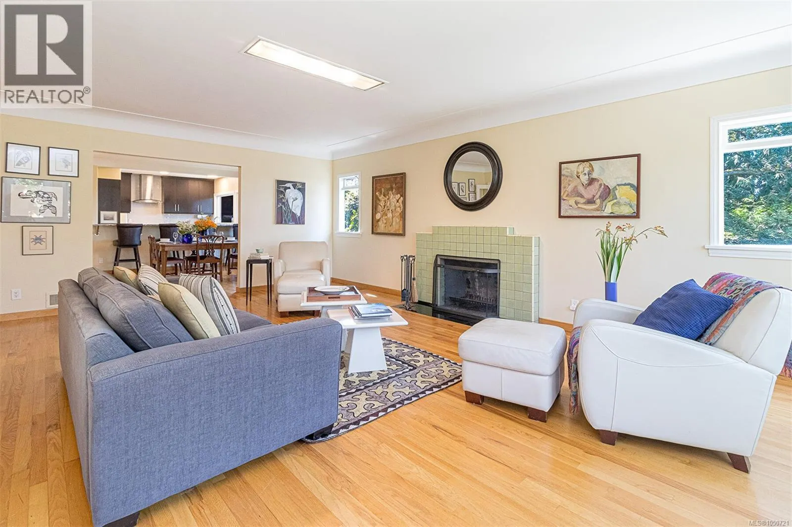 1 Briar Pl