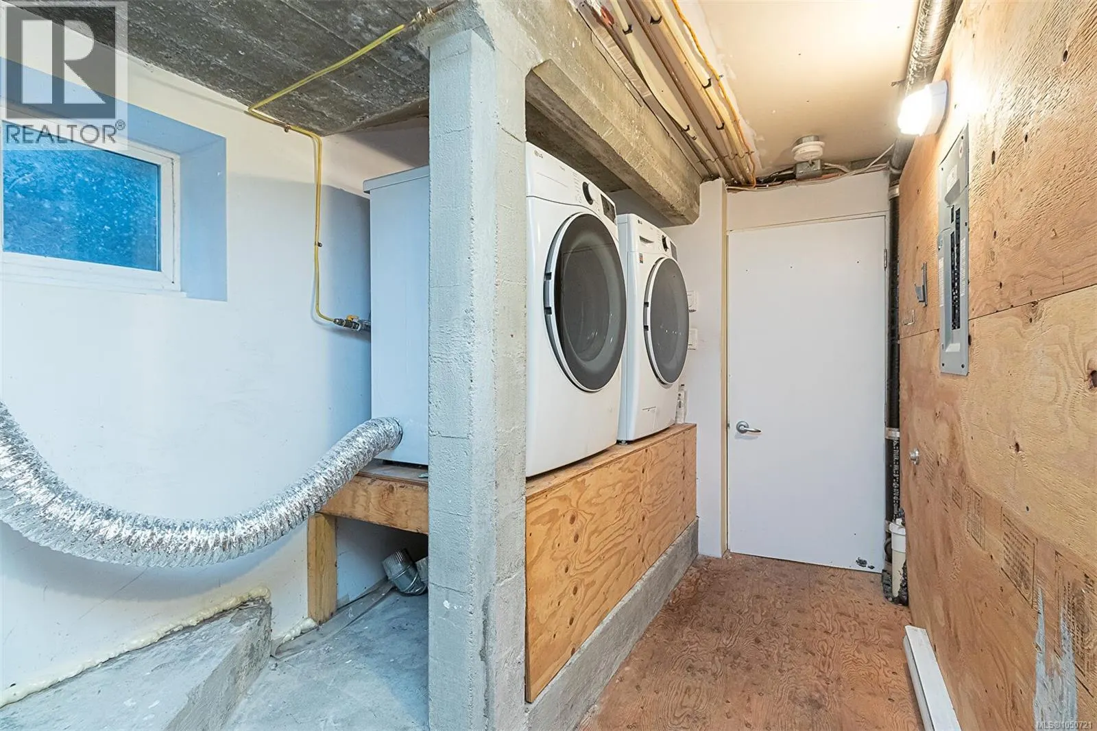 1 Briar Pl