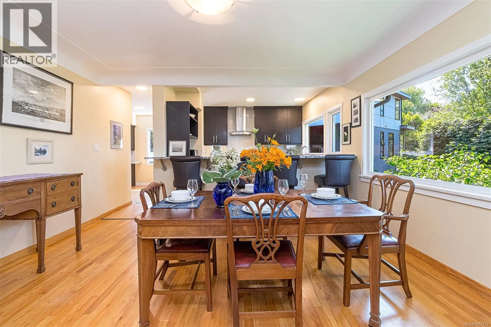 1 Briar Pl