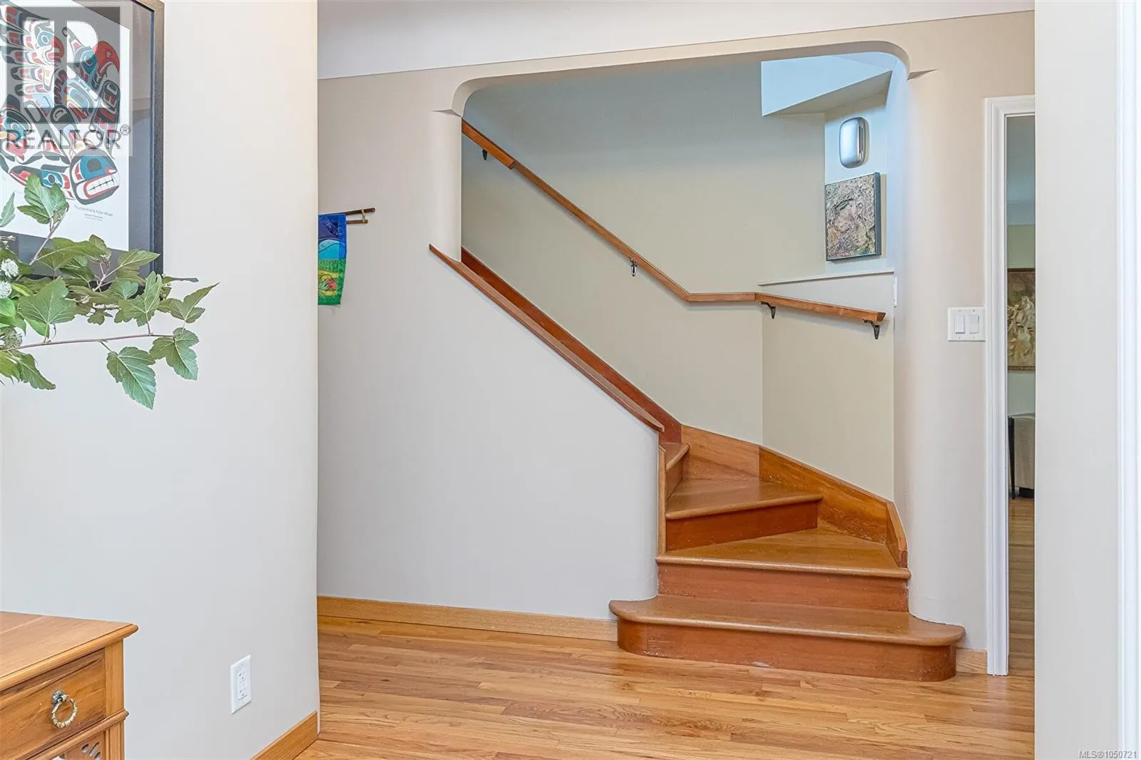 1 Briar Pl