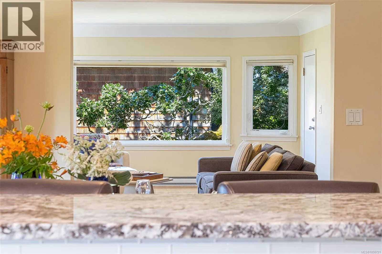 1 Briar Pl