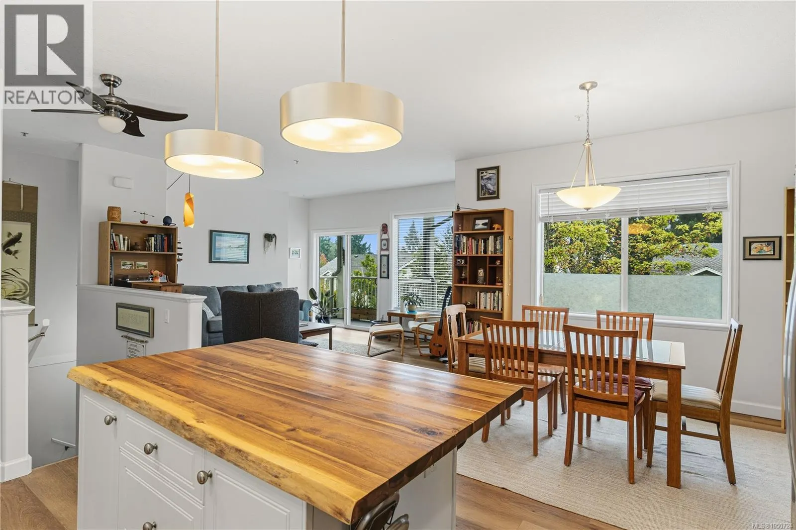 110 813 Oakhills Vista