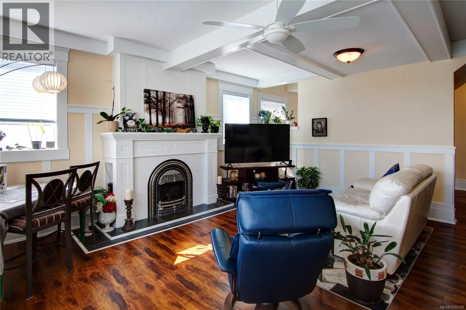 1064 Beverley Pl