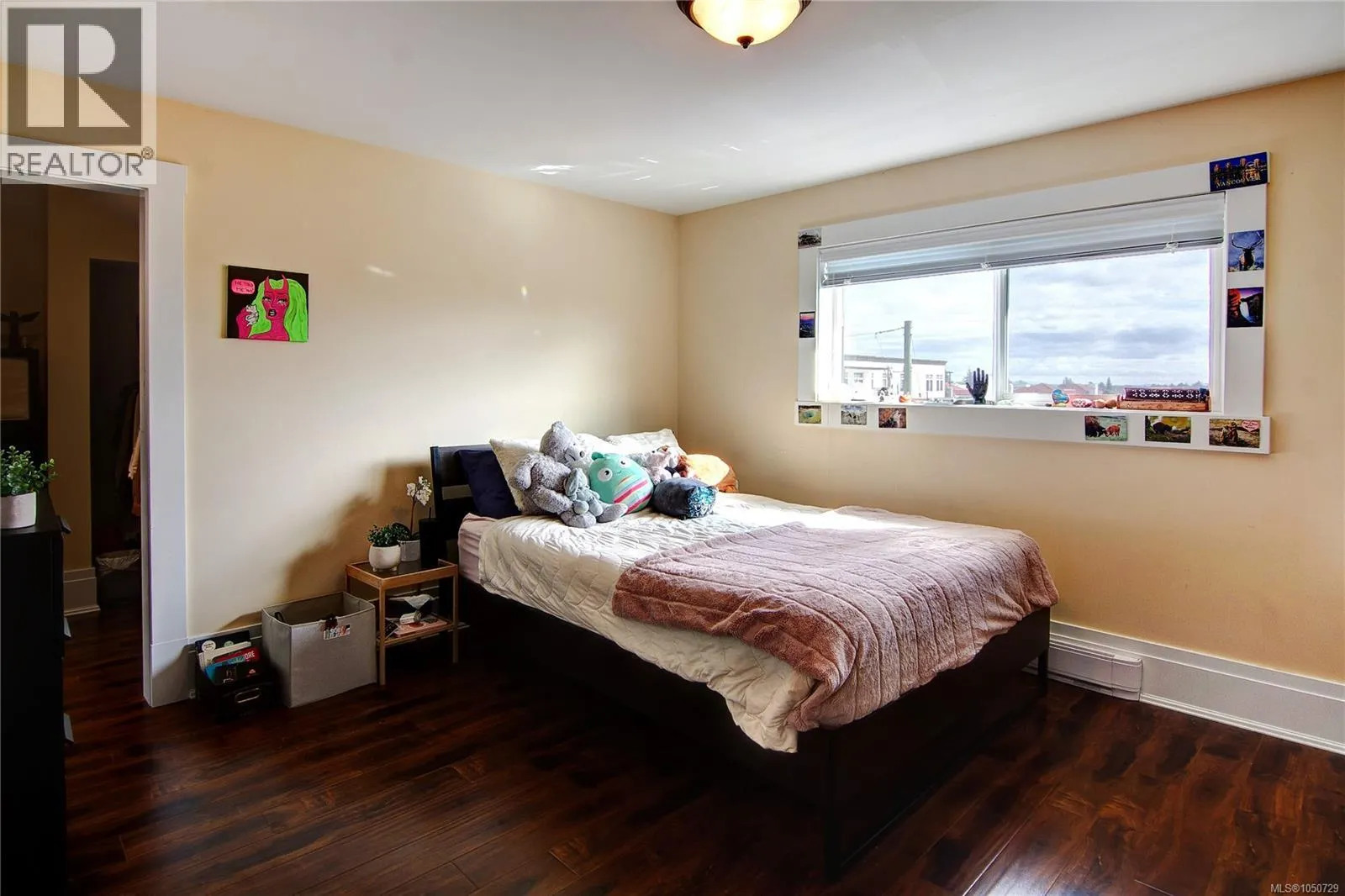 1064 Beverley Pl
