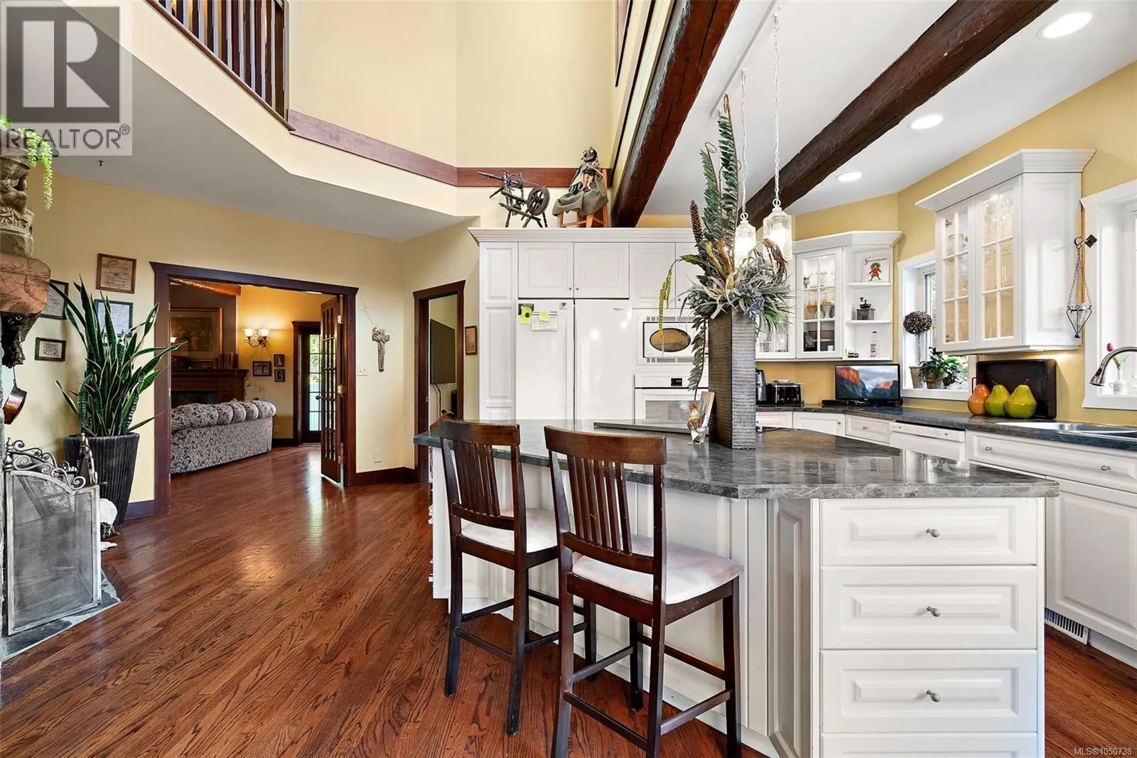 405 Coralee Pl