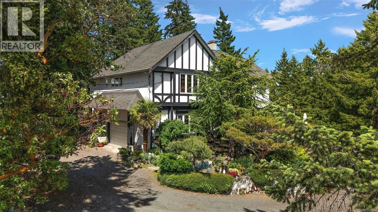 405 Coralee Pl
