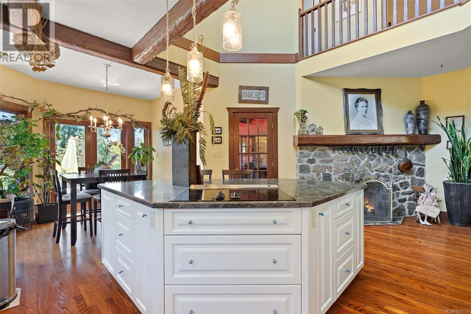 405 Coralee Pl