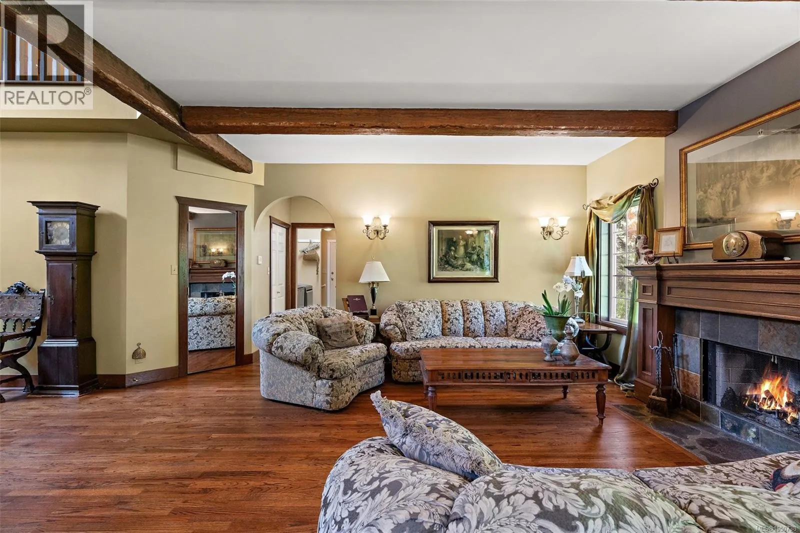 405 Coralee Pl