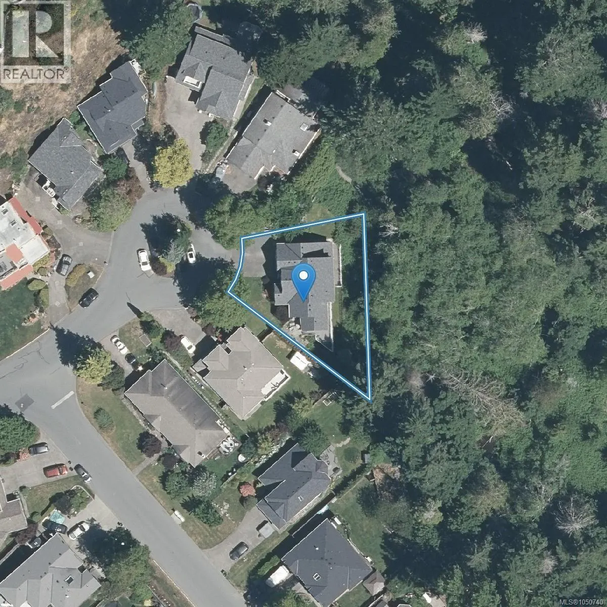 1927 Riverside Dr