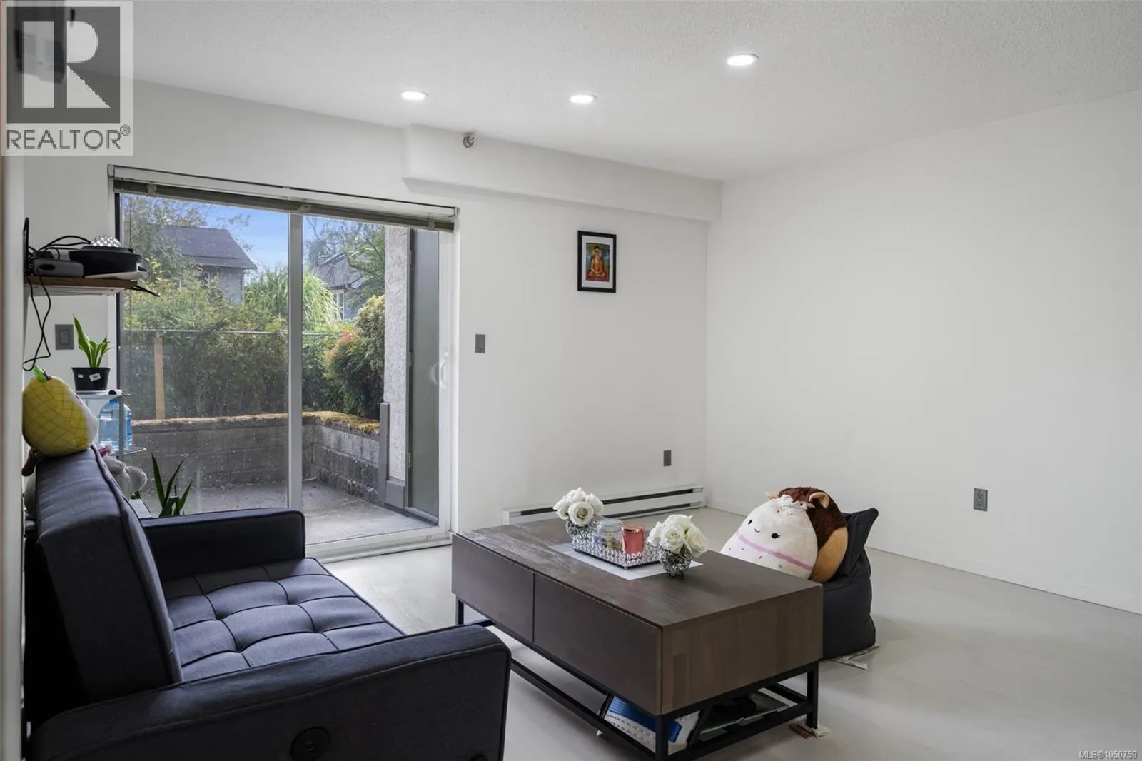 105 2757 Quadra St