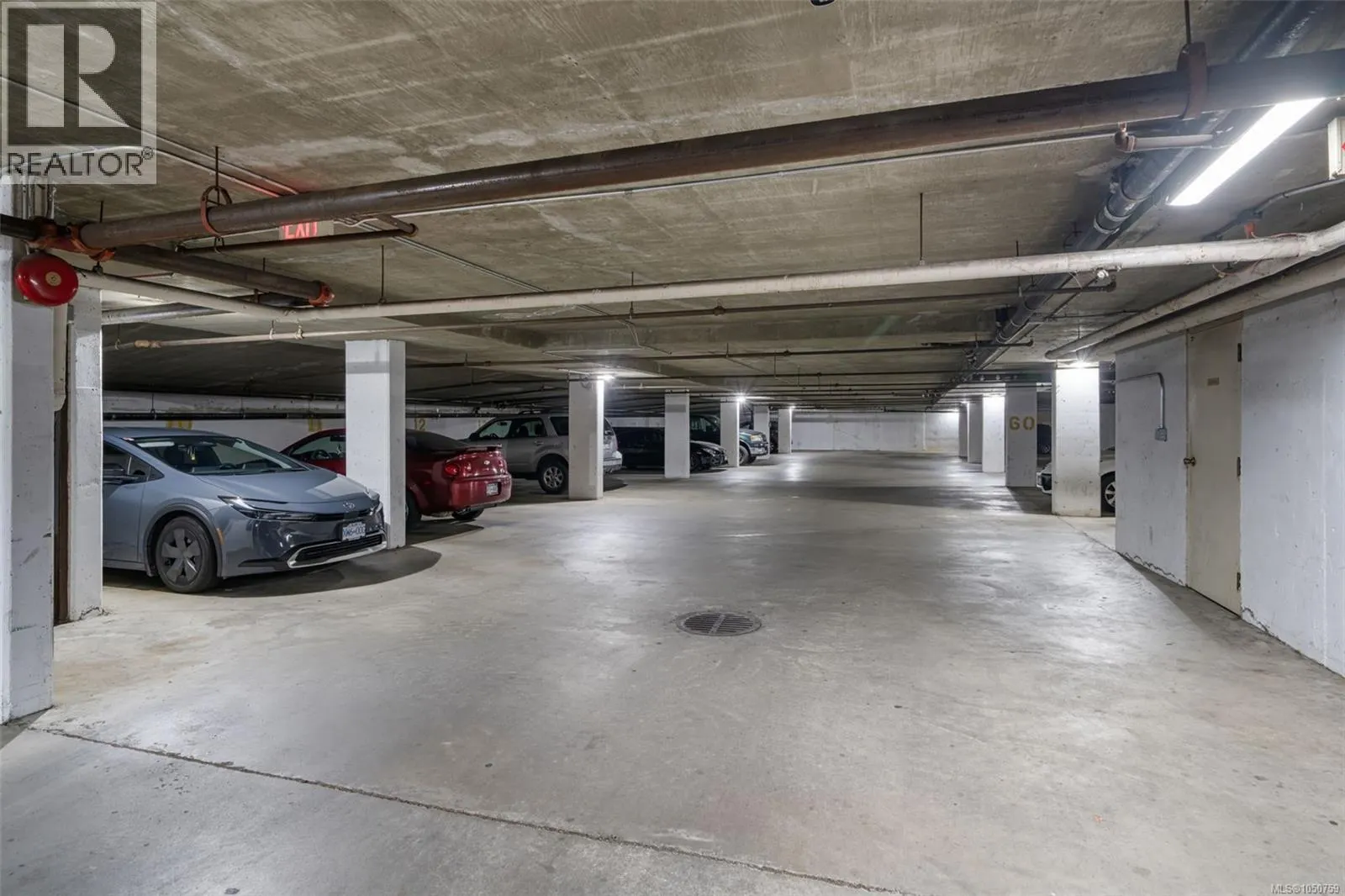 105 2757 Quadra St