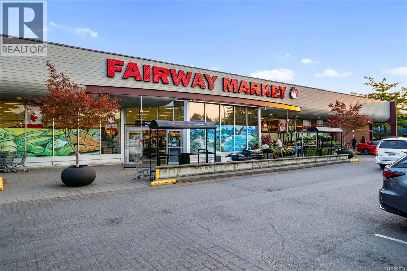 105 2757 Quadra St