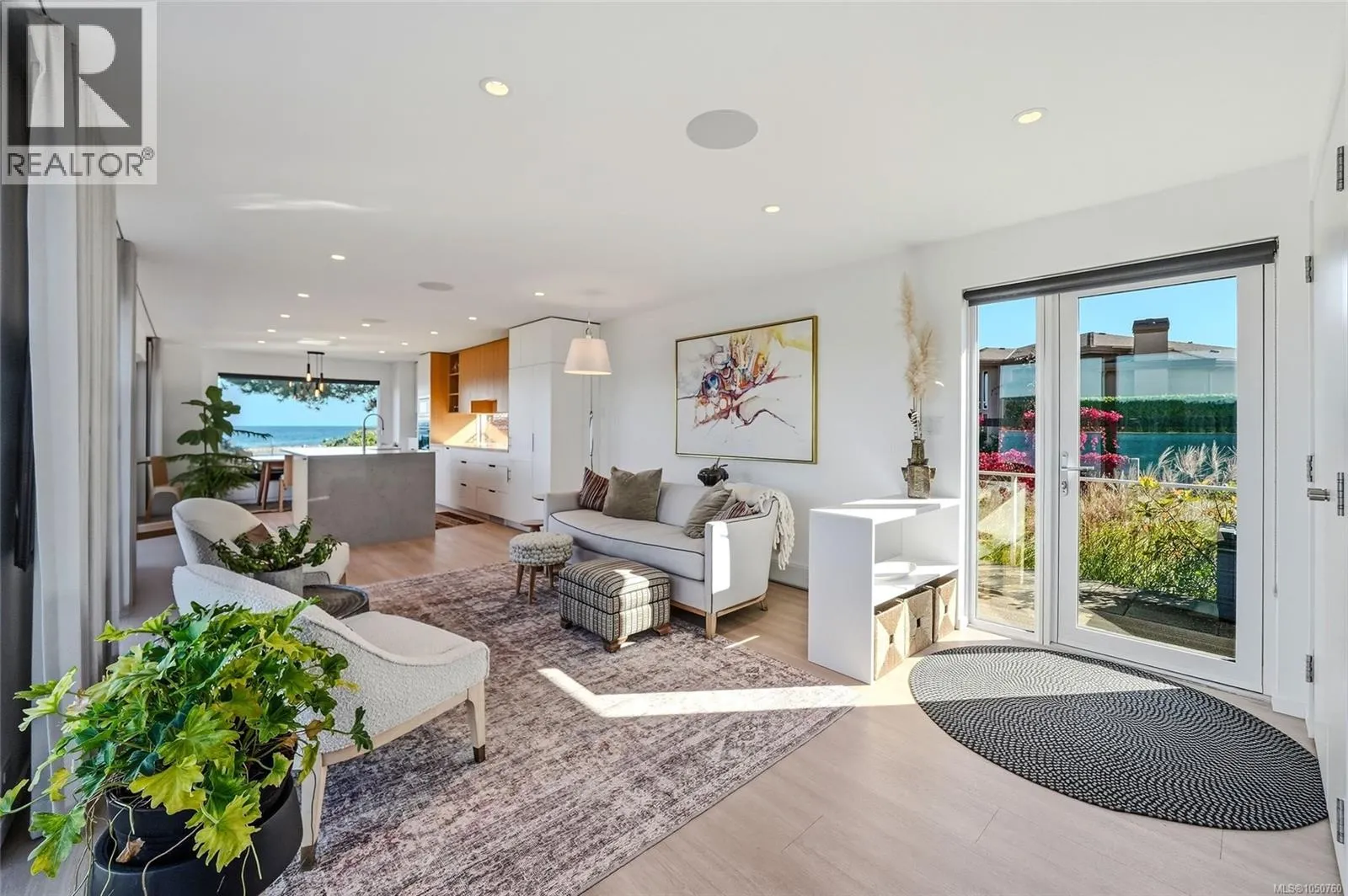 5425 Deep Bay Dr