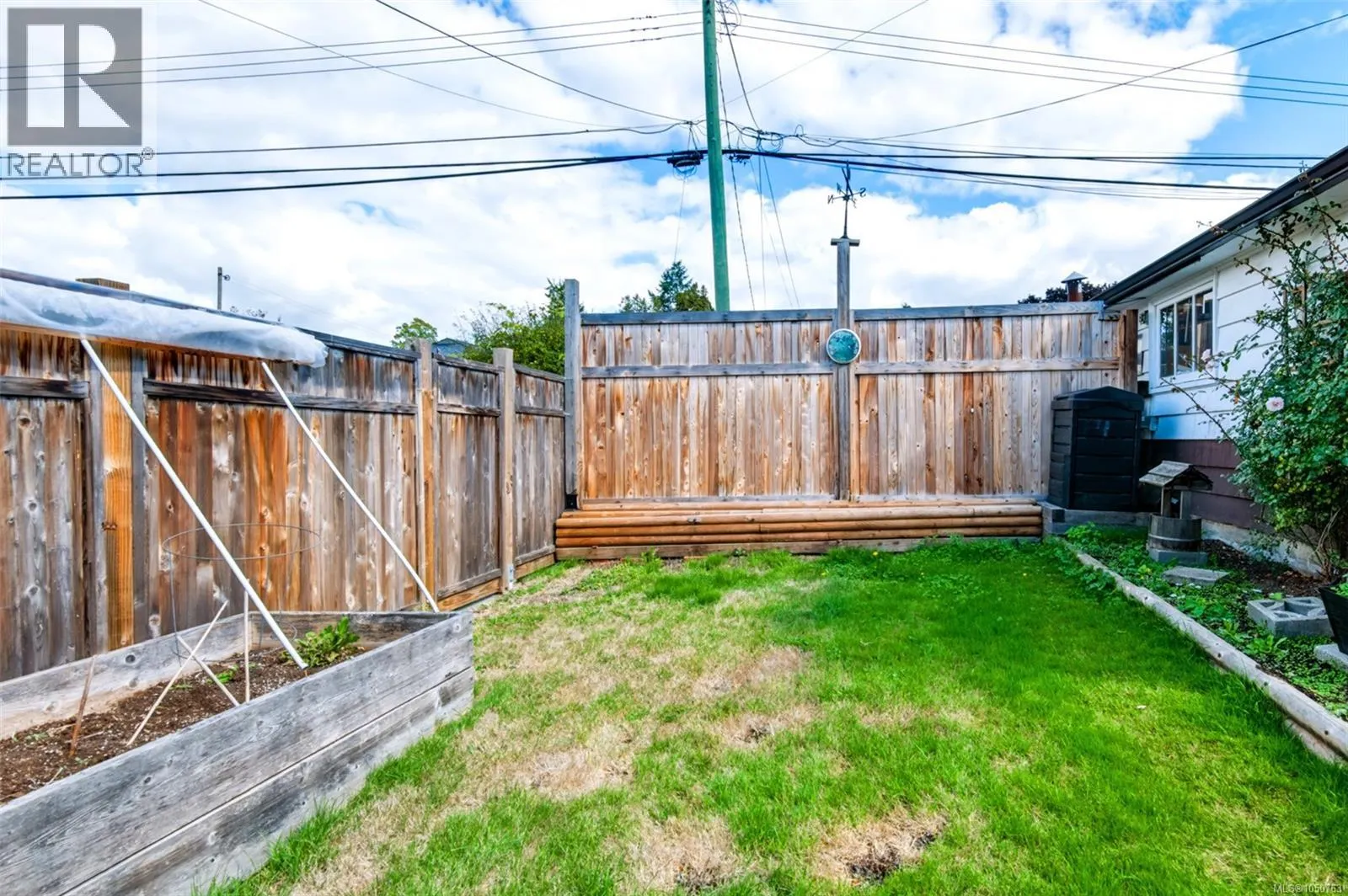 2635 5th Ave