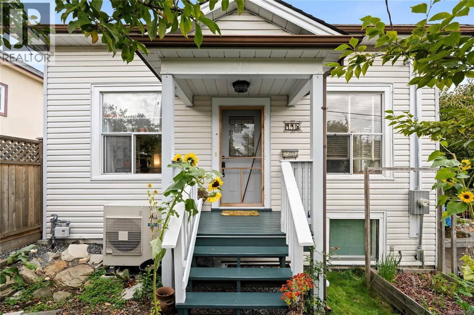 118 Finlayson St