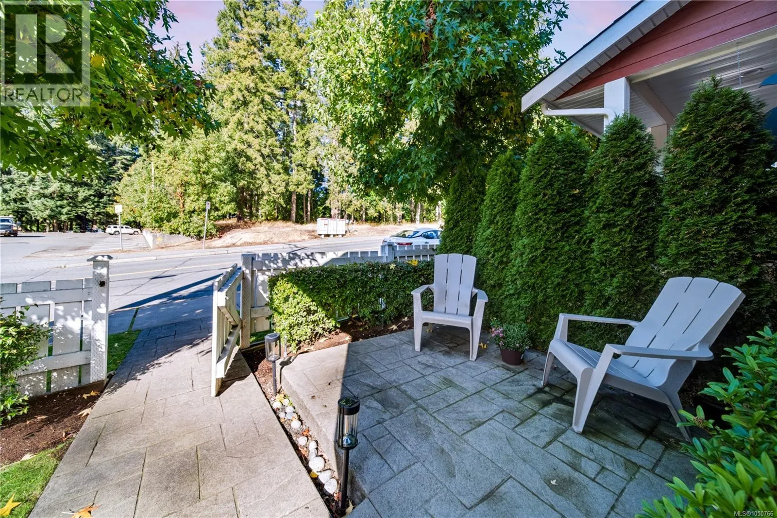 102 6057 Doumont Rd