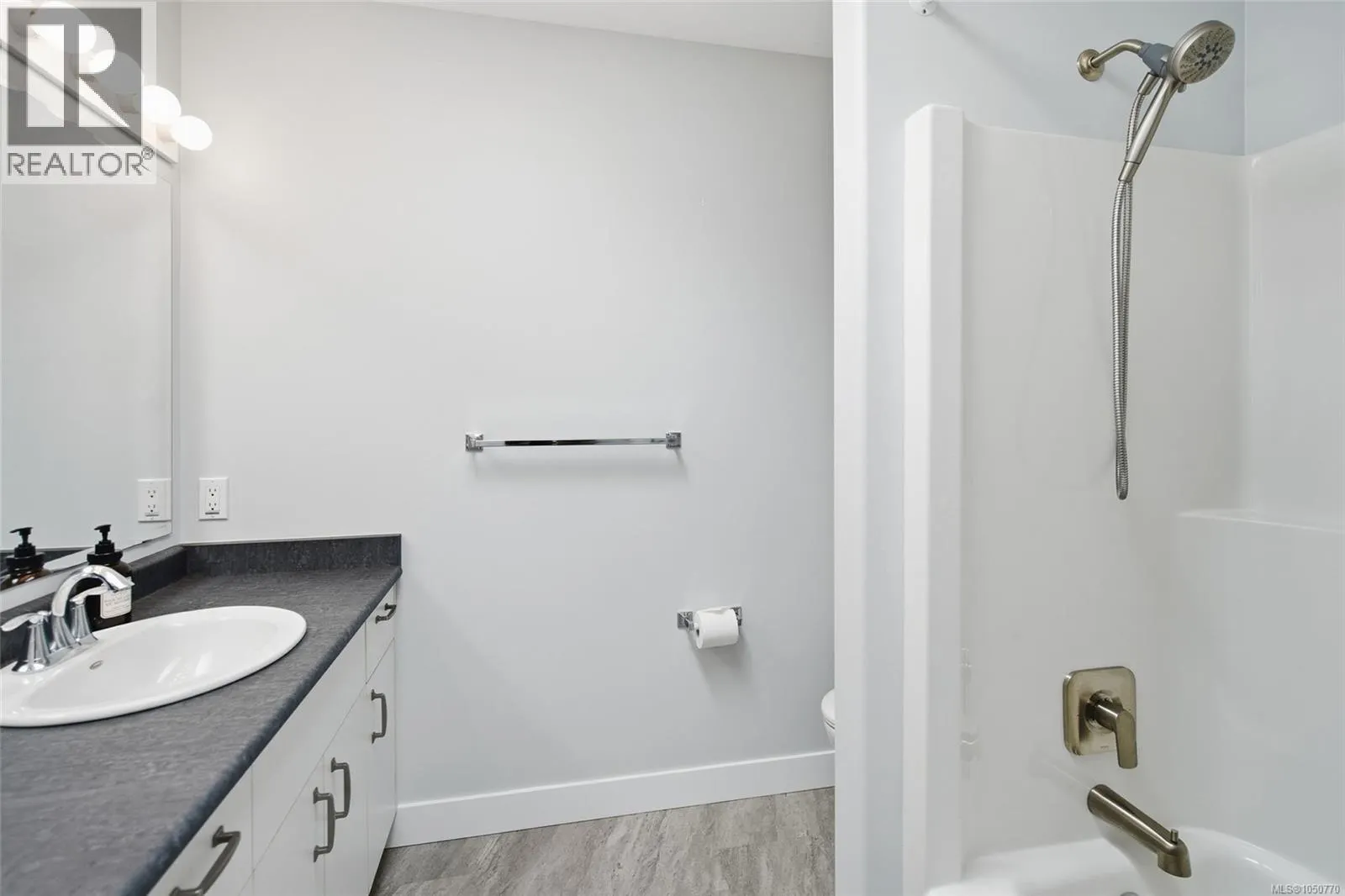 4310 Ashbury Pl