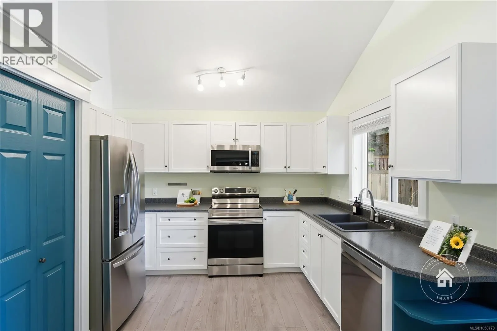 4310 Ashbury Pl