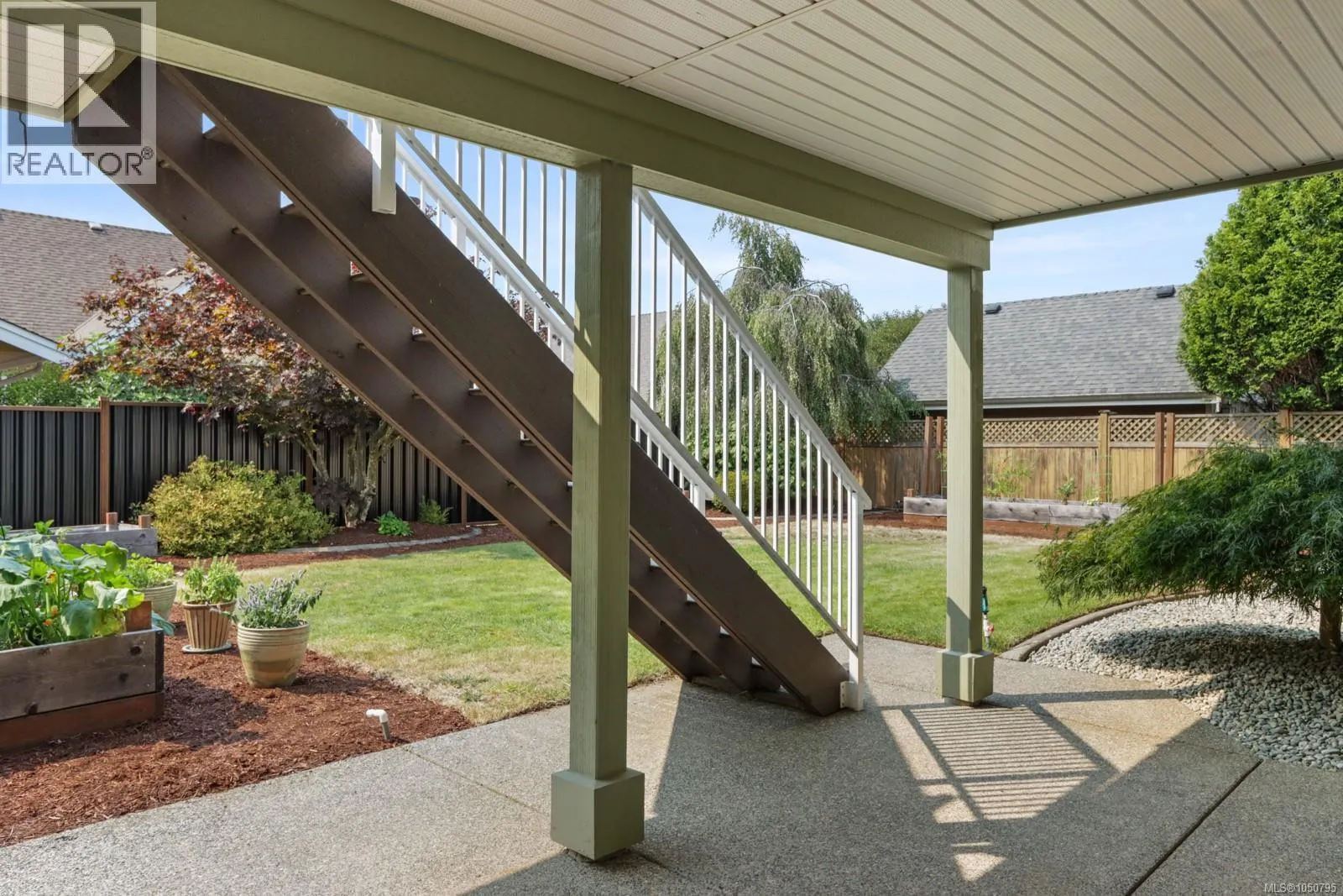 595 Sarum Rise Way