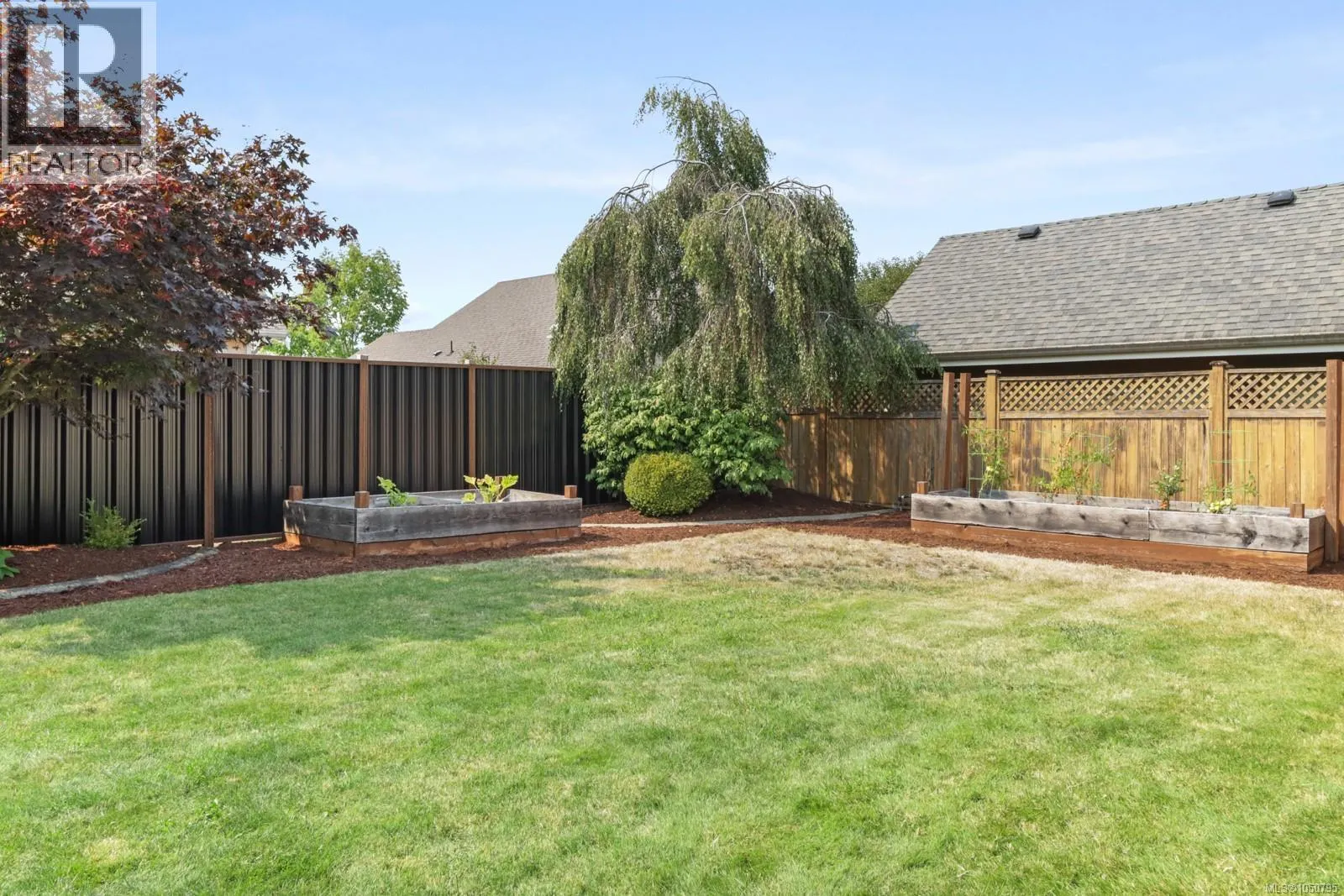 595 Sarum Rise Way