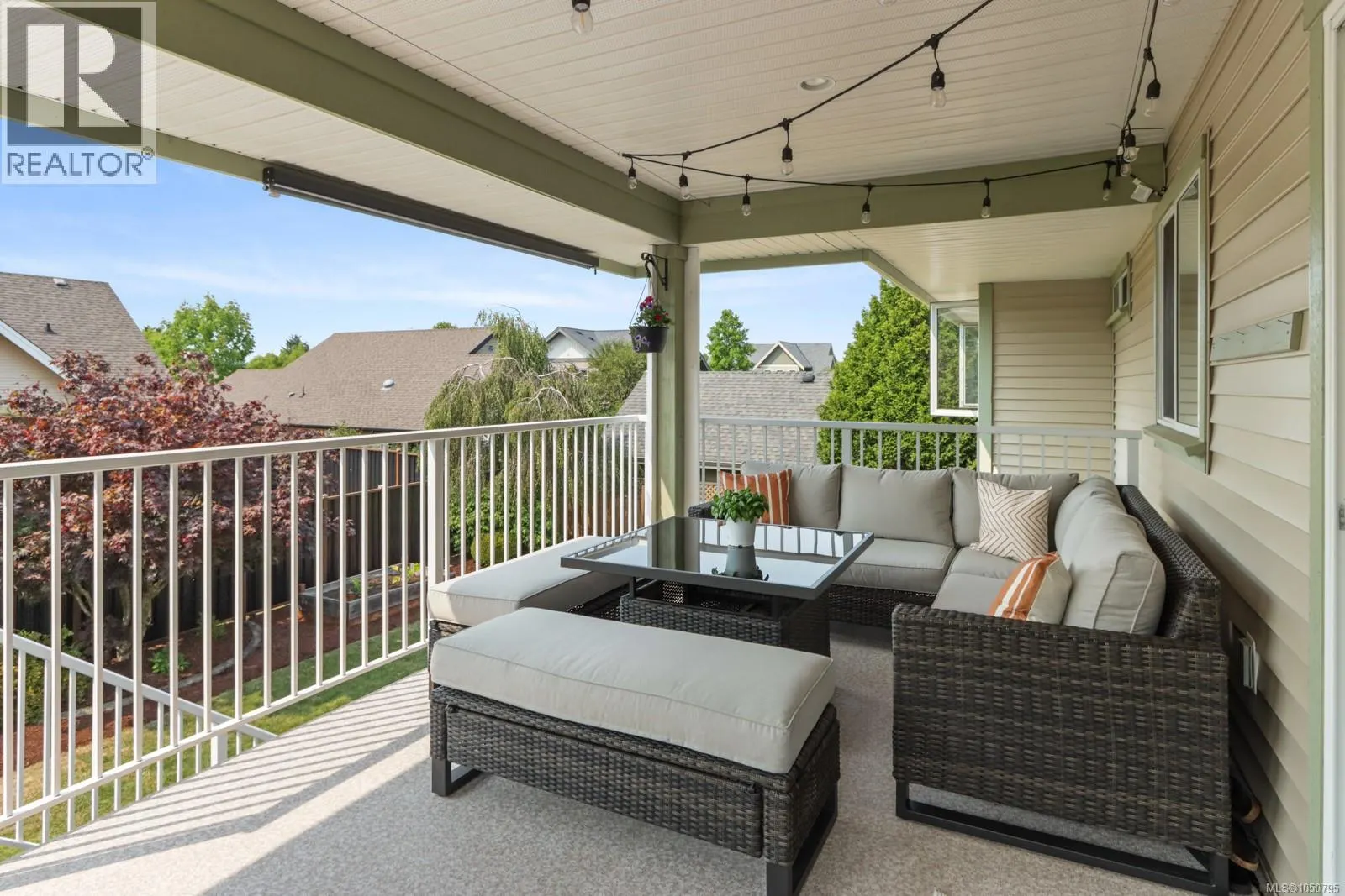 595 Sarum Rise Way