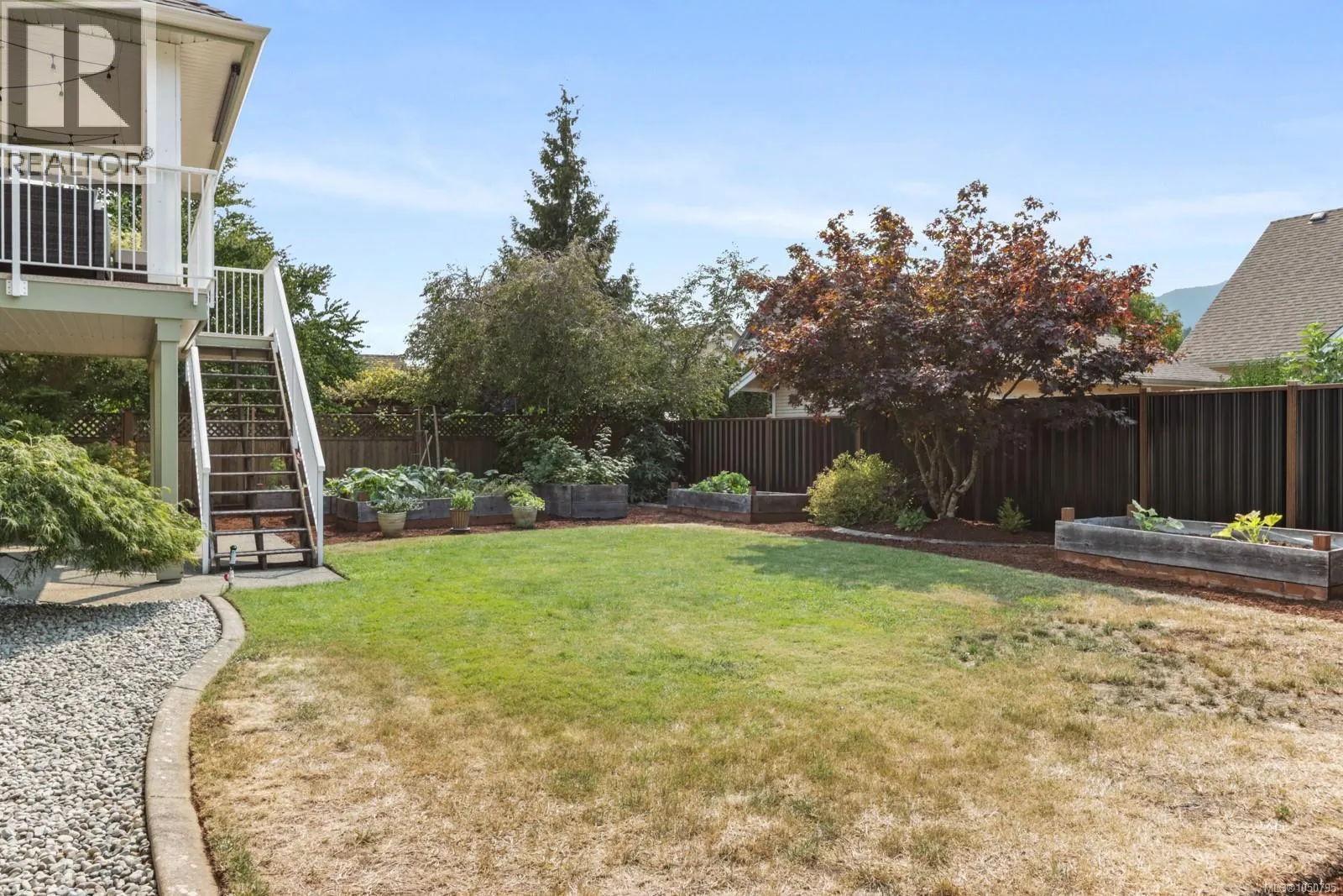 595 Sarum Rise Way