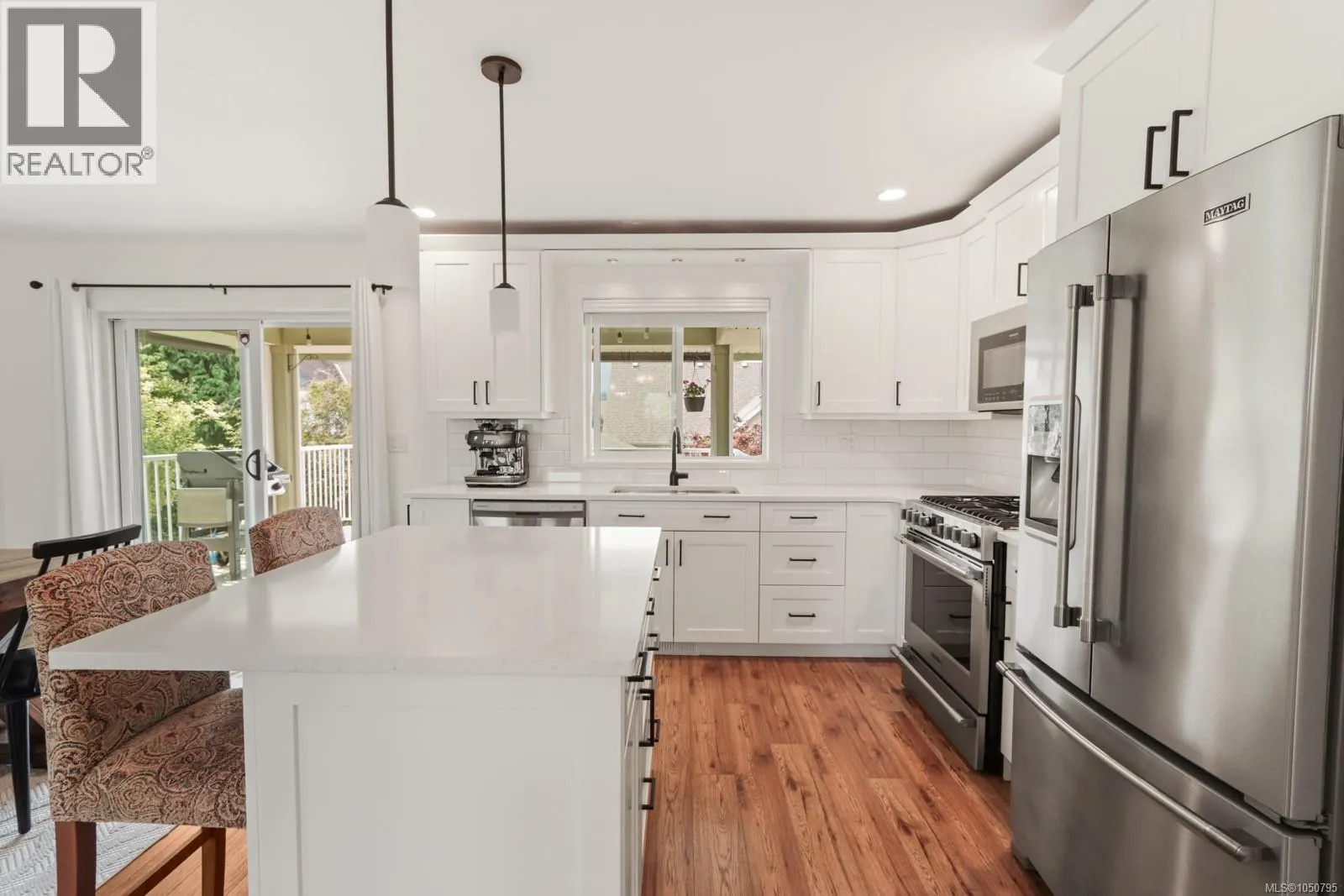 595 Sarum Rise Way