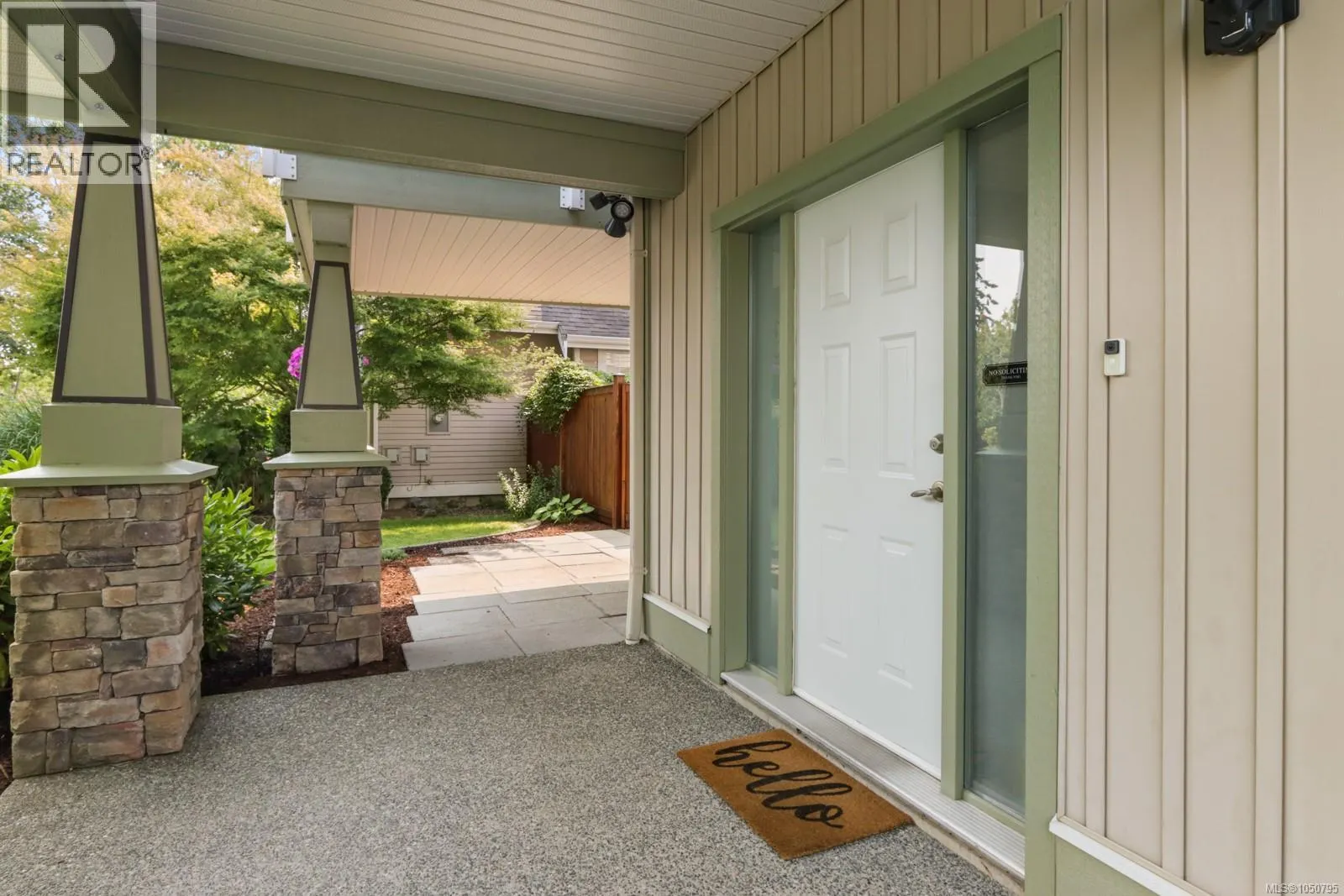 595 Sarum Rise Way