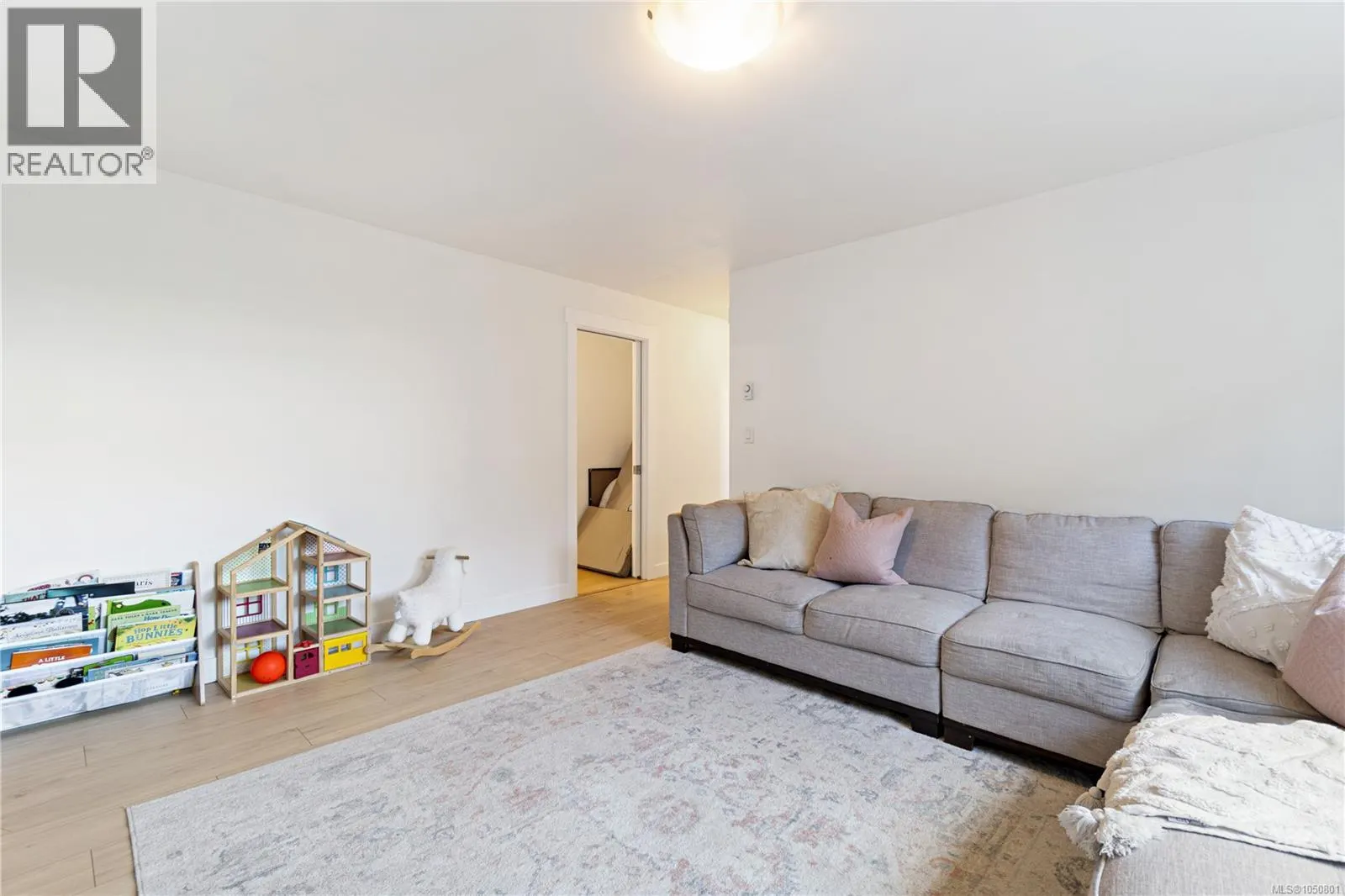 549 Doreen Pl