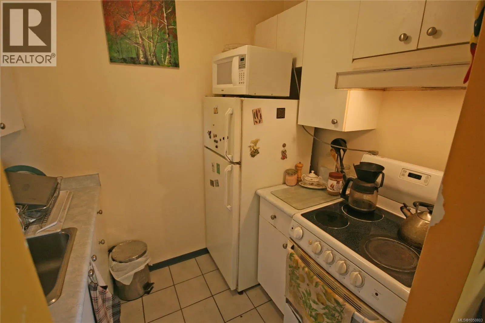 408 647 Michigan St