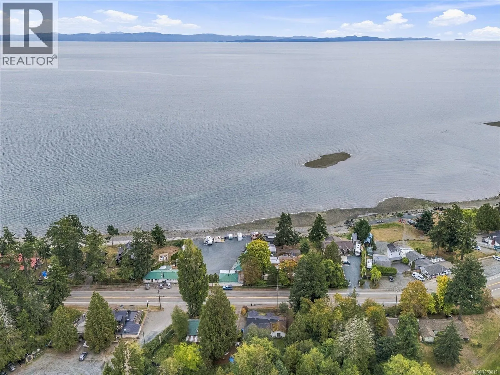 6110 Island Hwy W