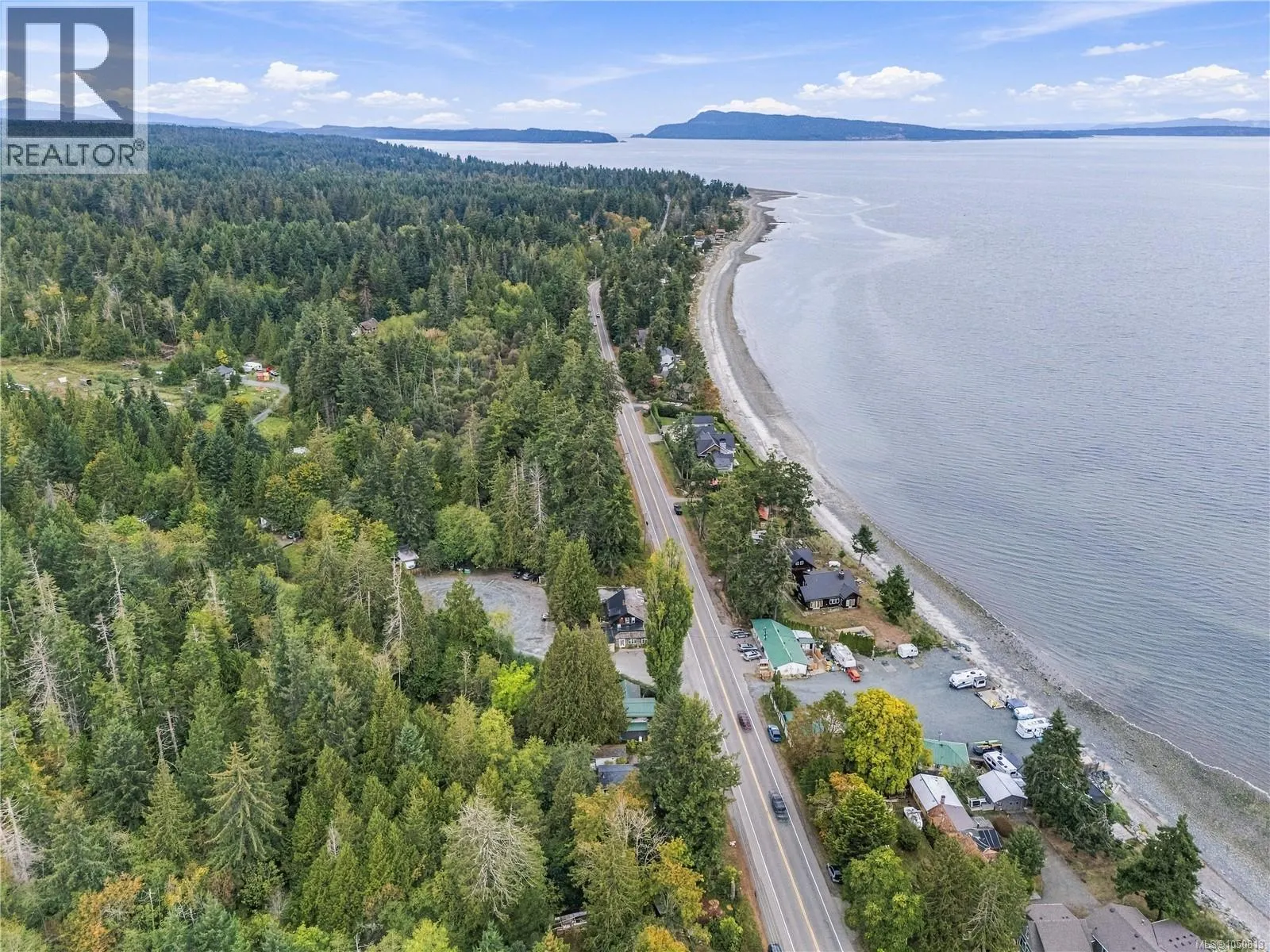6110 Island Hwy W