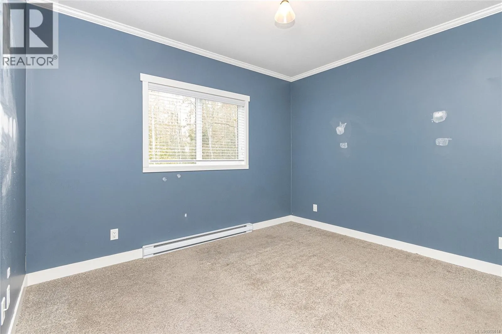 17 Saanich Ridge Dr