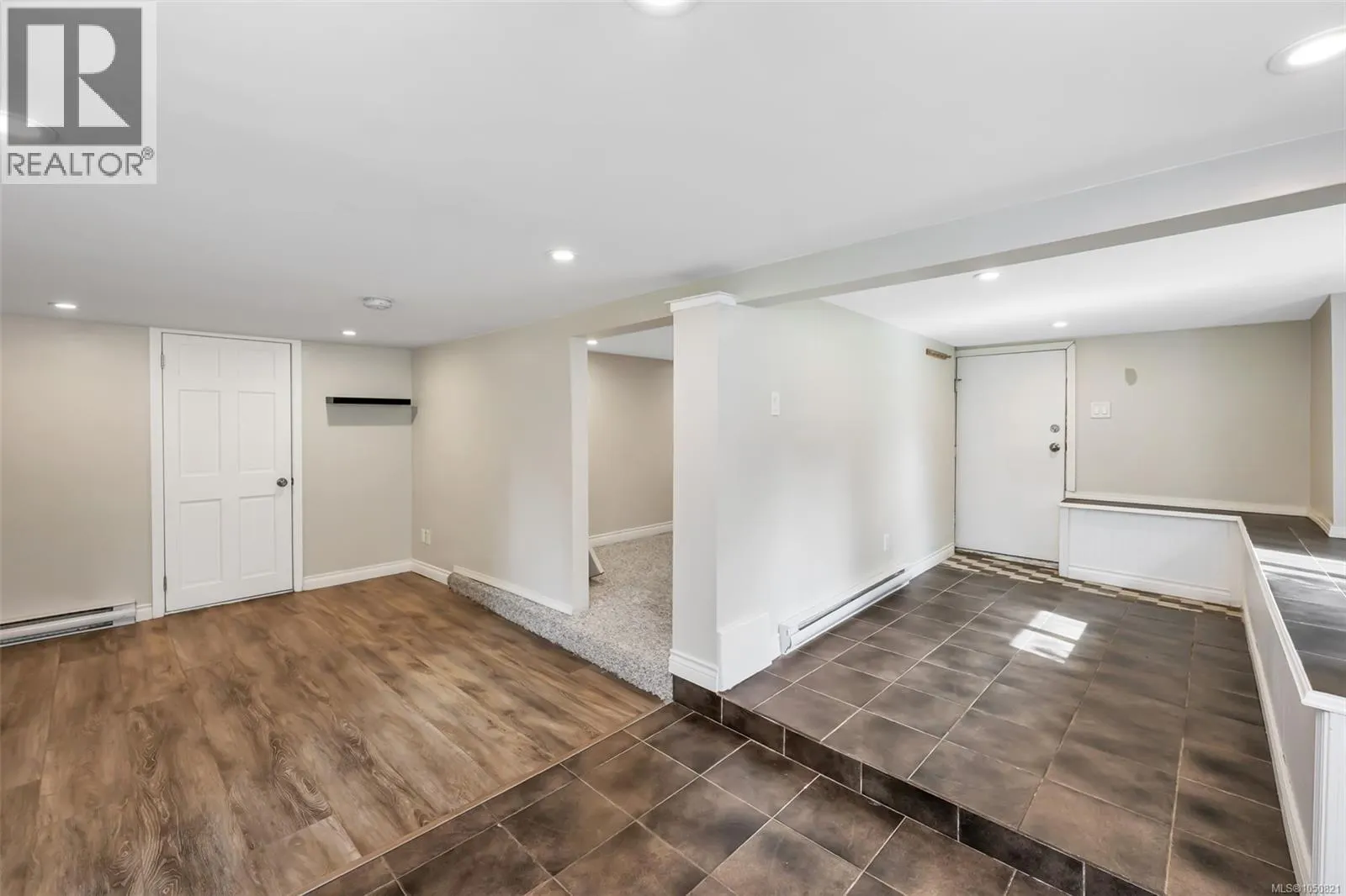 1622 Camosun St