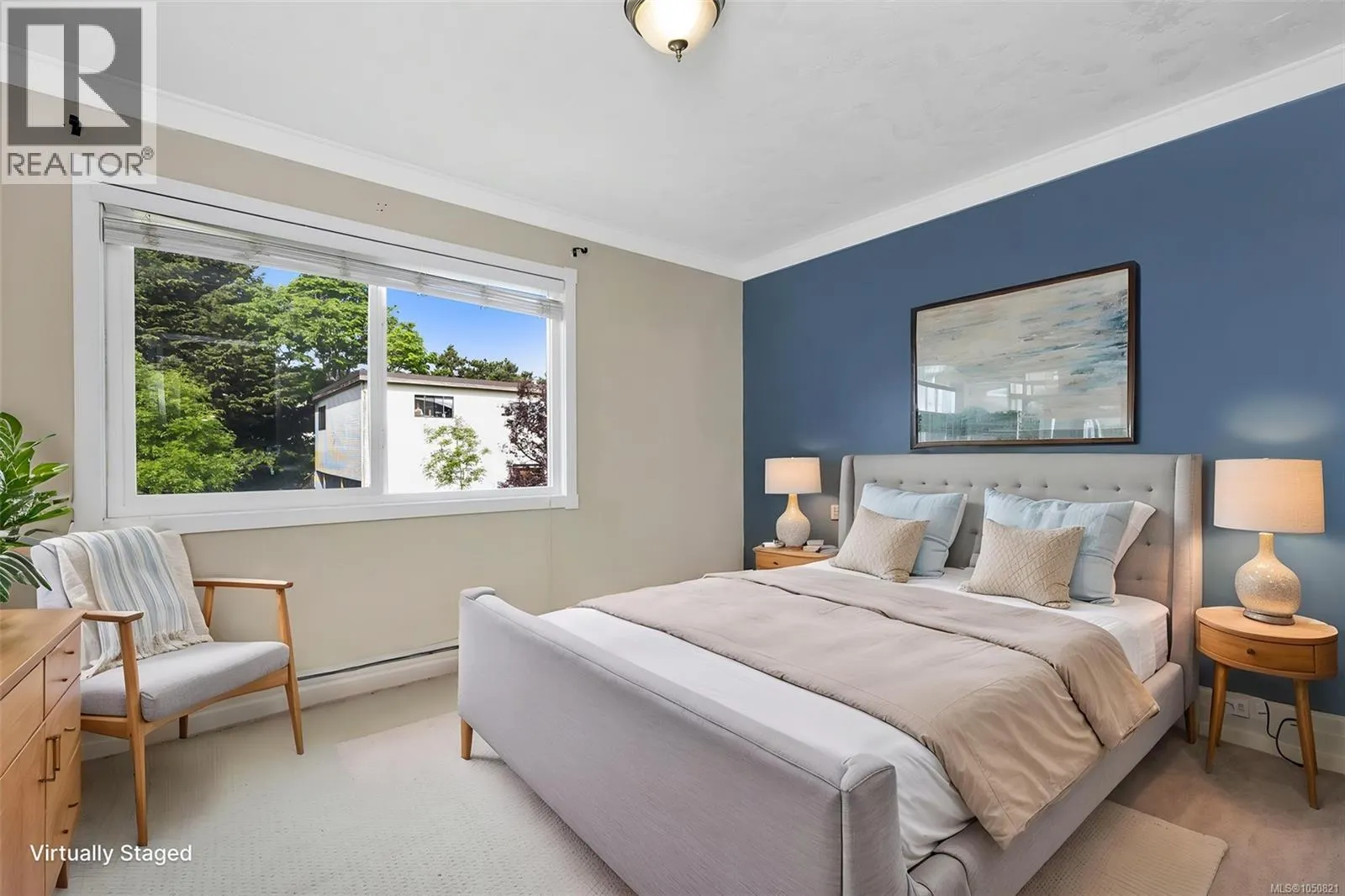 1622 Camosun St