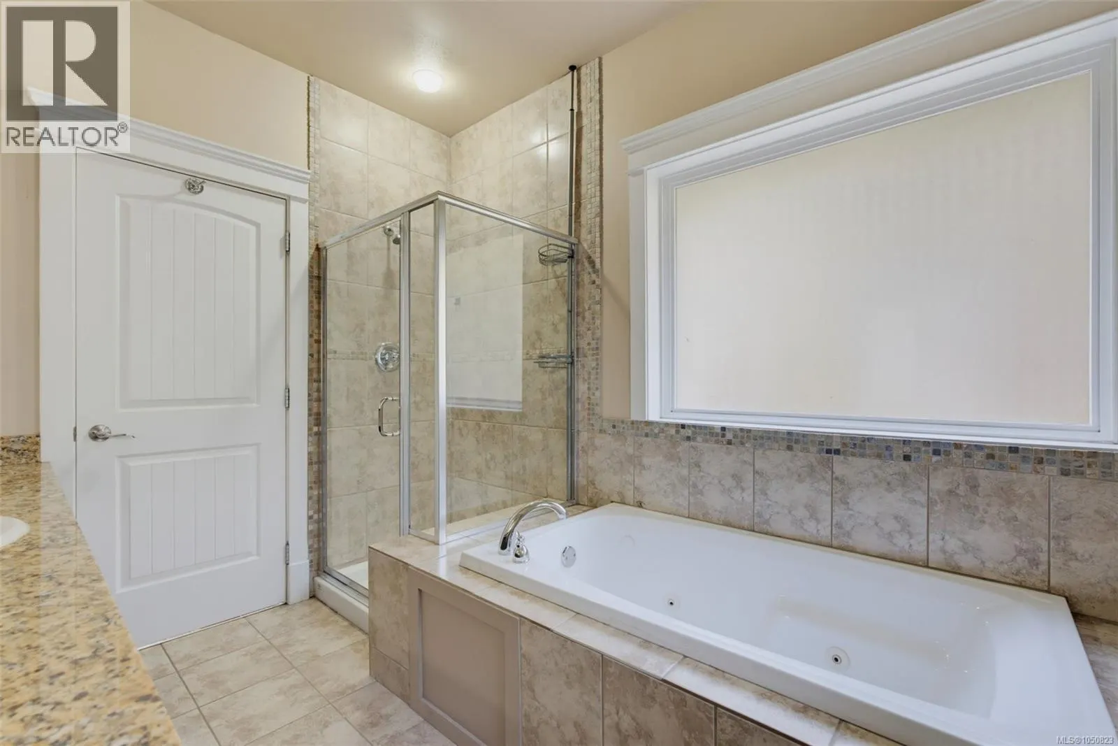 2079 Longspur Dr