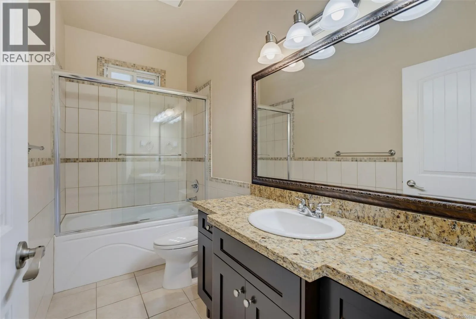 2079 Longspur Dr