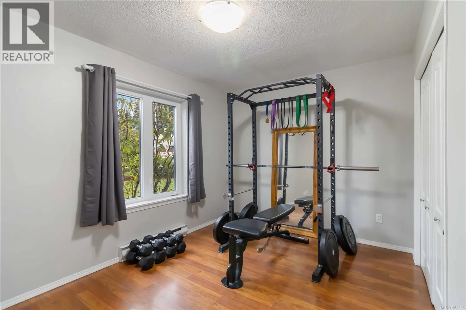6756 Central Saanich Rd