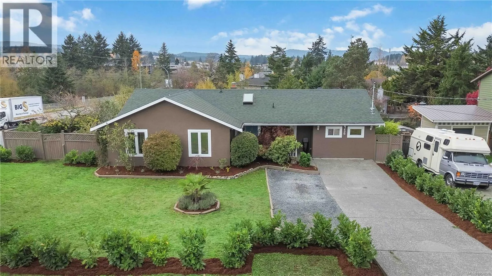 6756 Central Saanich Rd