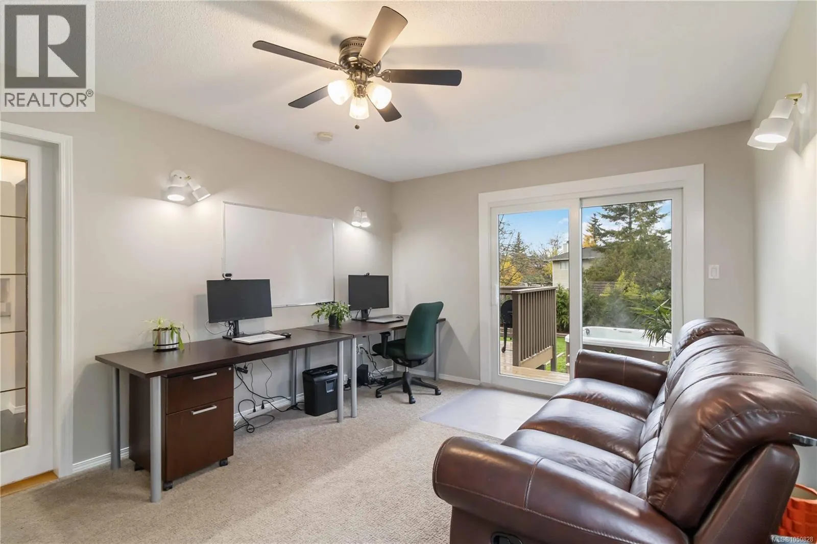 6756 Central Saanich Rd