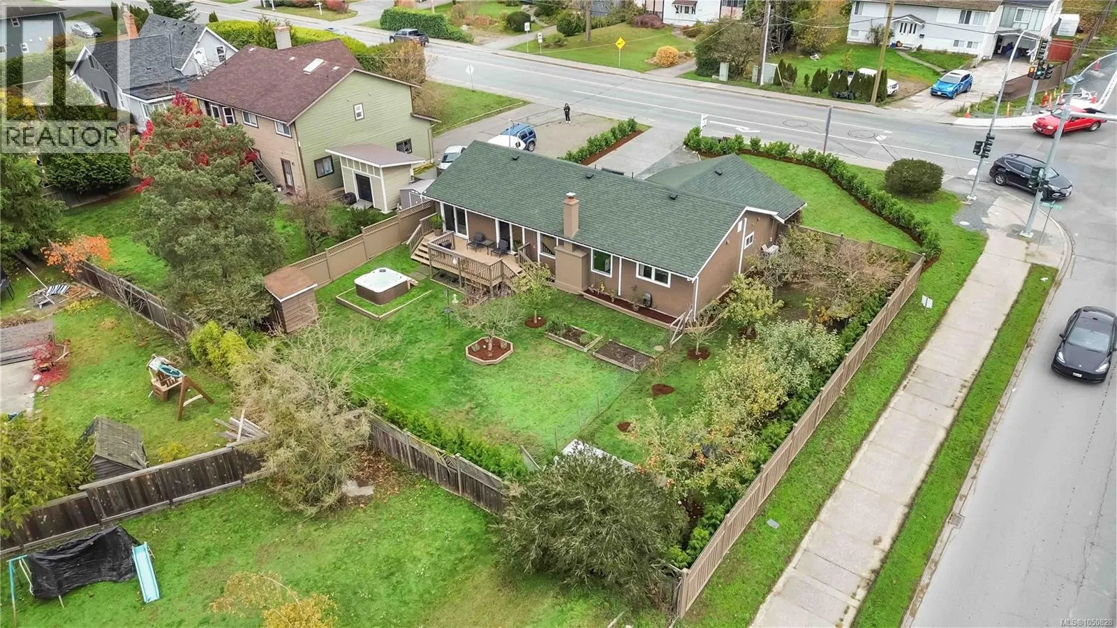 6756 Central Saanich Rd