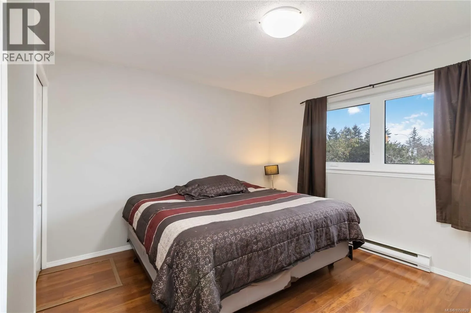 6756 Central Saanich Rd