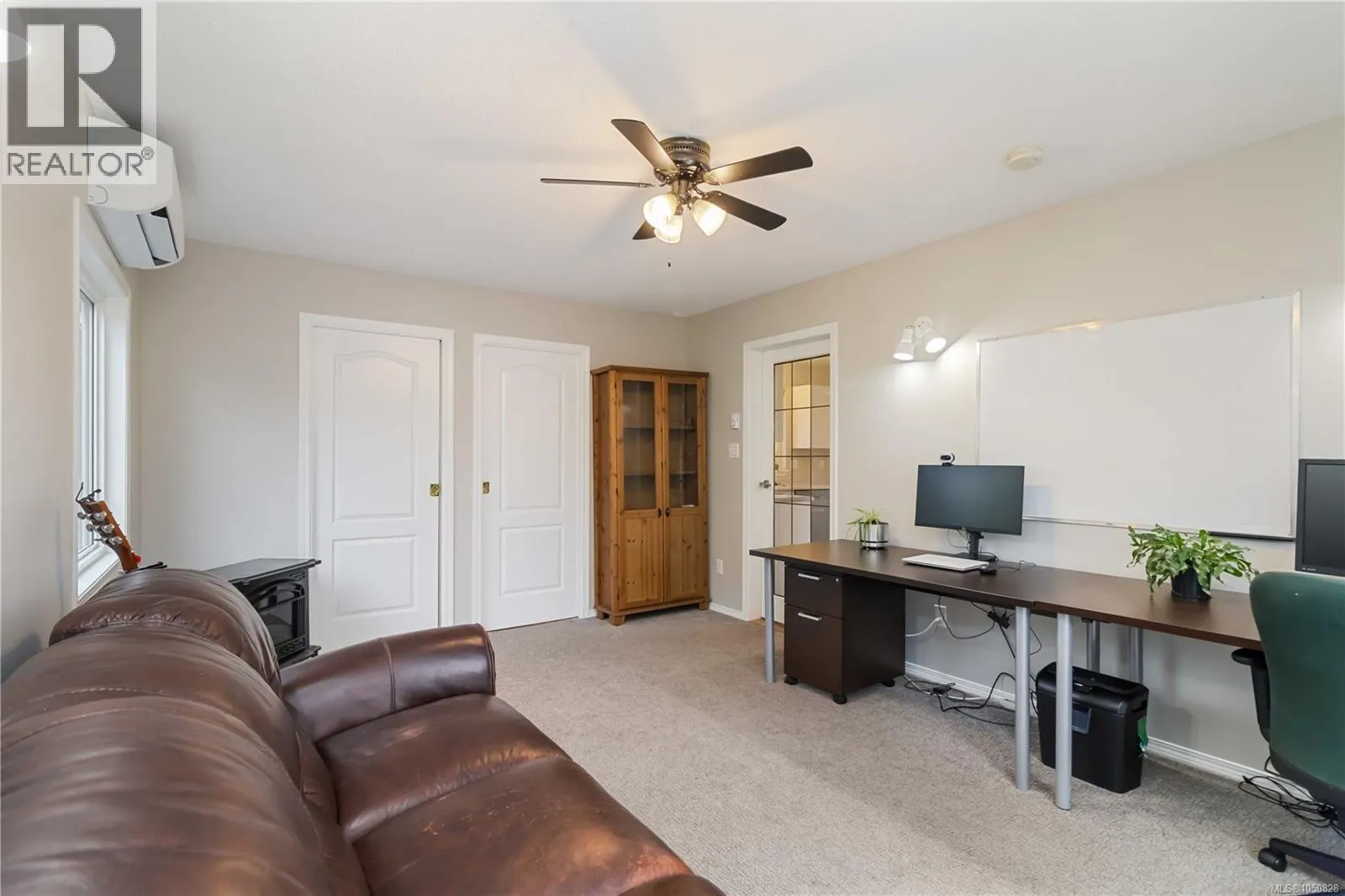 6756 Central Saanich Rd