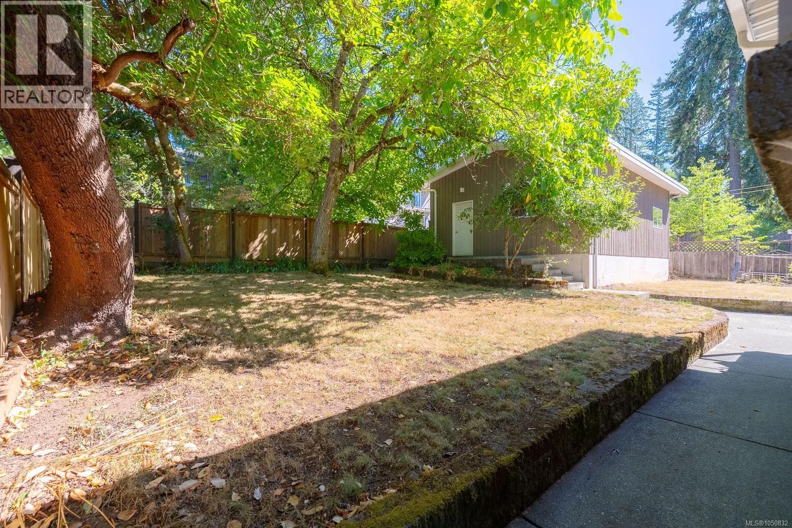 2373 Anderson Ave